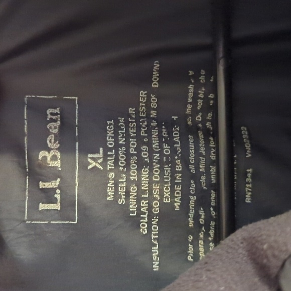 L.L Bean Goose Down Black Fluffy Warm Vest Size Men's XL Tall - Picture 6 of 8